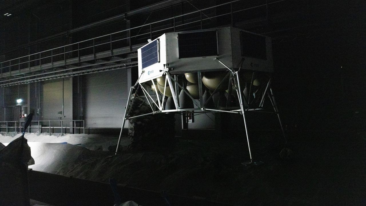 ESA's lunar lander on a simulated moon | Space photo of the day for Oct. 28, 2025
