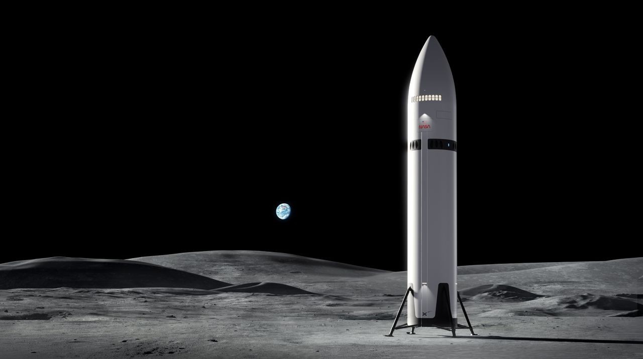 SpaceX could lose contract for Artemis 3 astronaut moon-landing mission, acting NASA chief says: 'The problem is, they're behind'