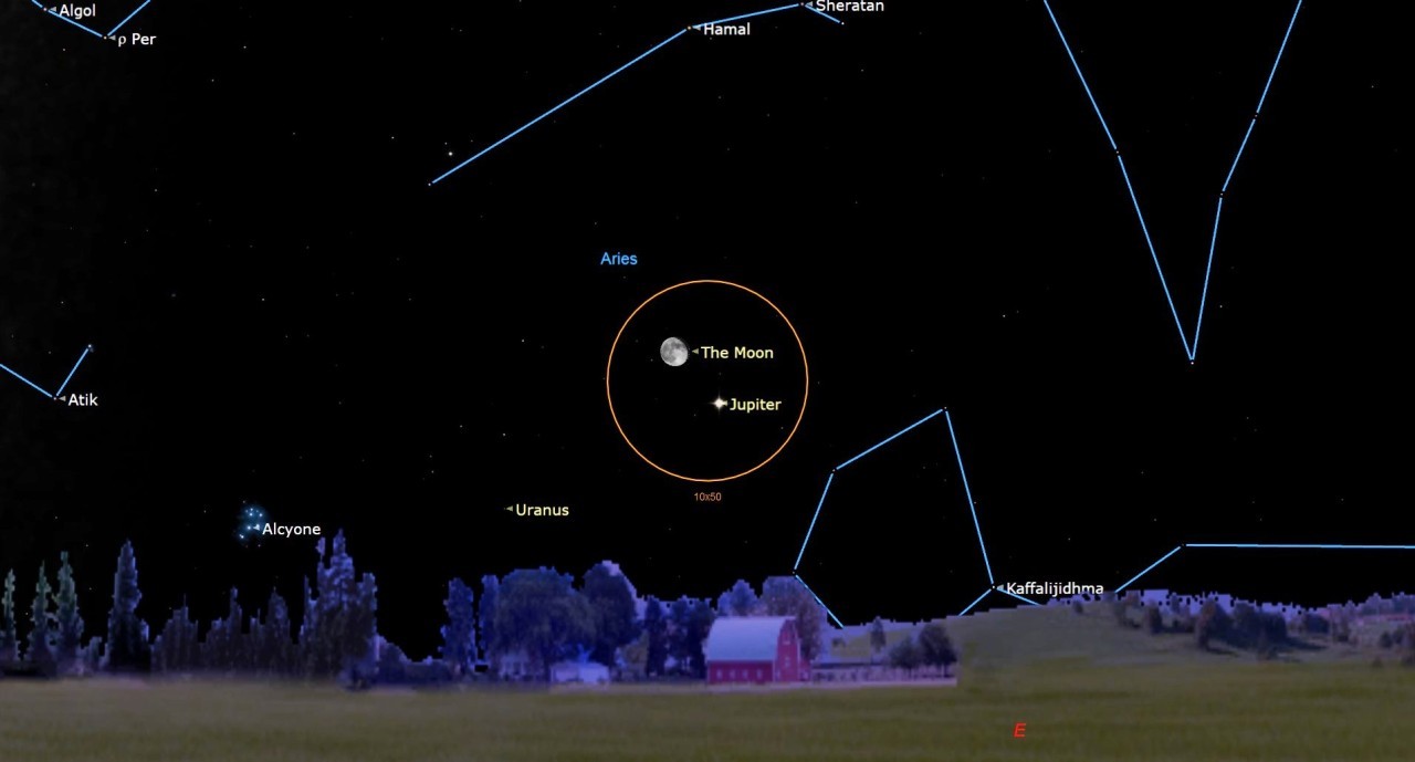 See Jupiter meet up with a bright moon in the night sky tonight