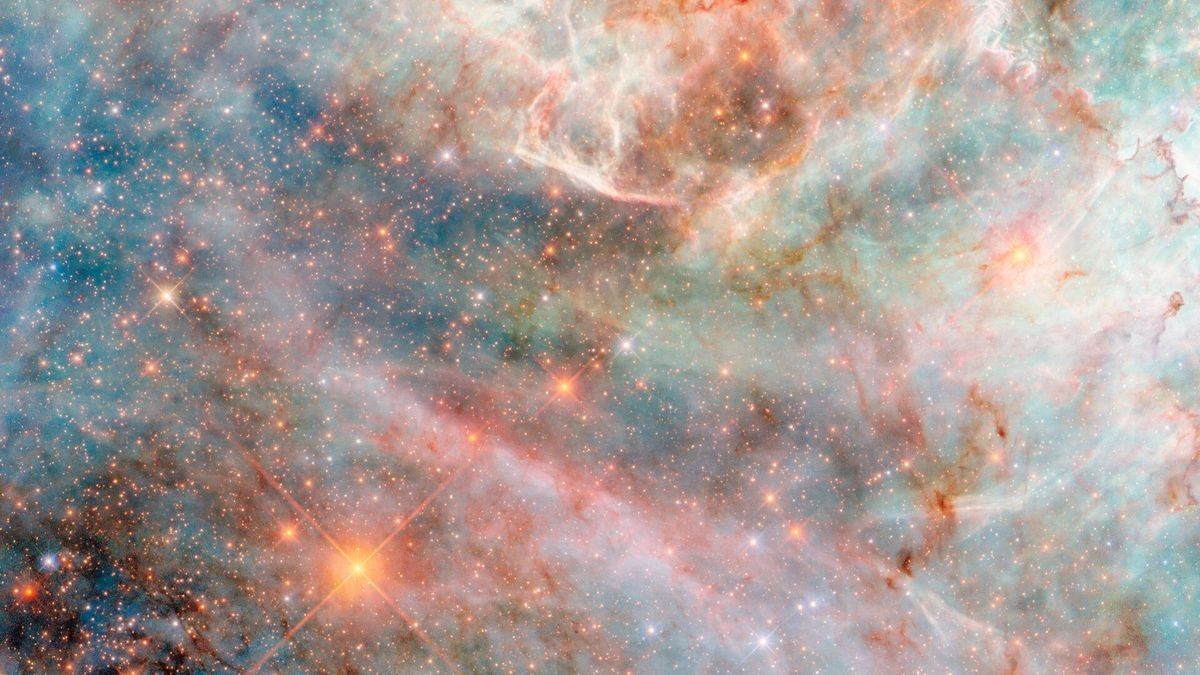 Hubble captures 'candyfloss' clouds | Space photo of the day for May 13, 2025