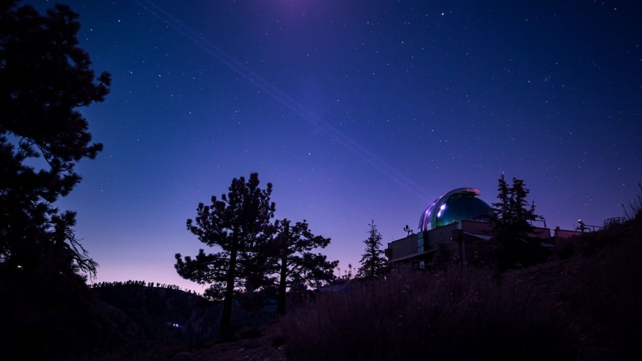 Psyche asteroid probe uses lasers to phone home from 218 million miles away