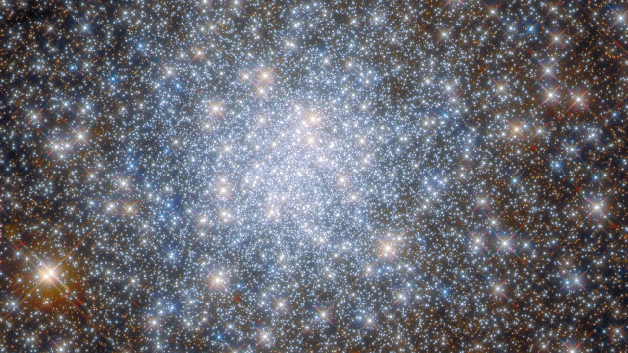 Hubble Space Telescope captures photo of a dazzling star cluster