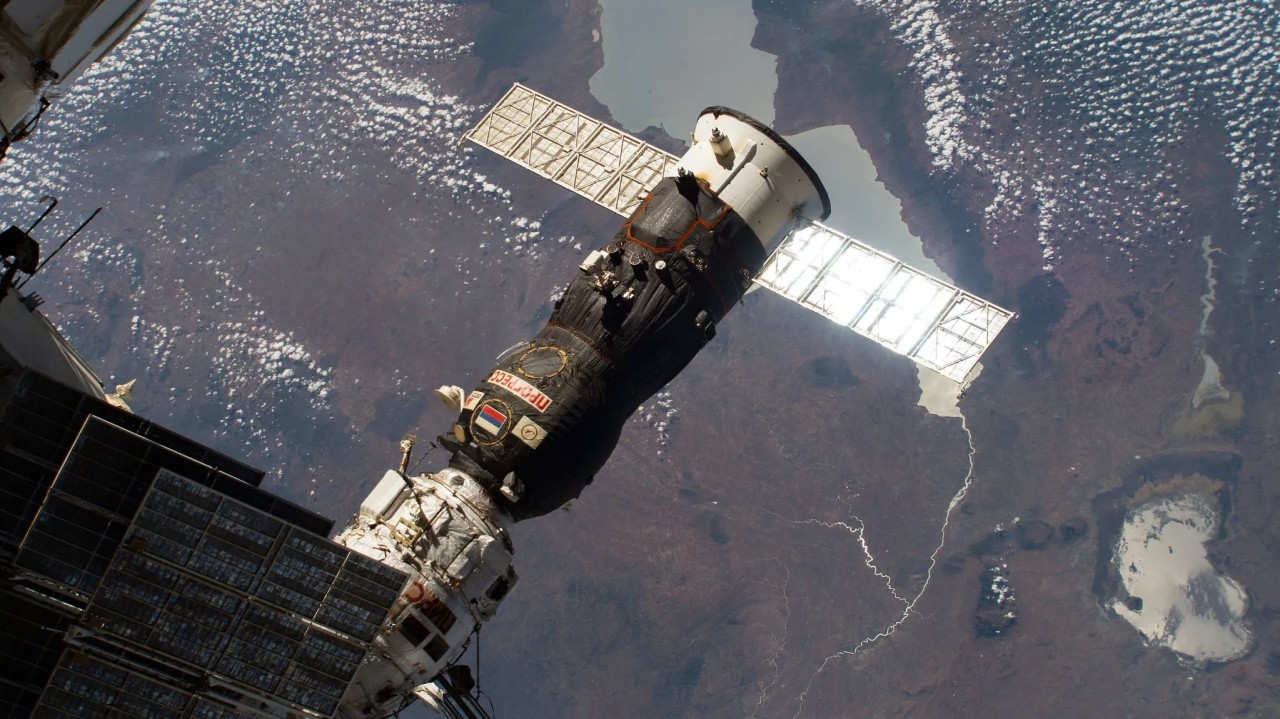 Watch Russian Progress cargo ship arrive at the ISS early Feb. 17