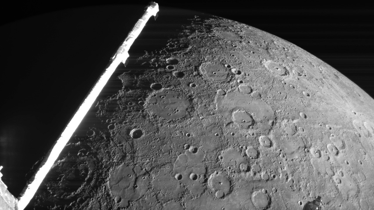 Watch Mercury roll by as BepiColombo probe makes superclose flyby