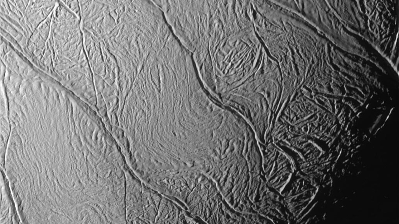 'Tiger stripes' on Saturn's moon Enceladus could reveal if its oceans are habitable