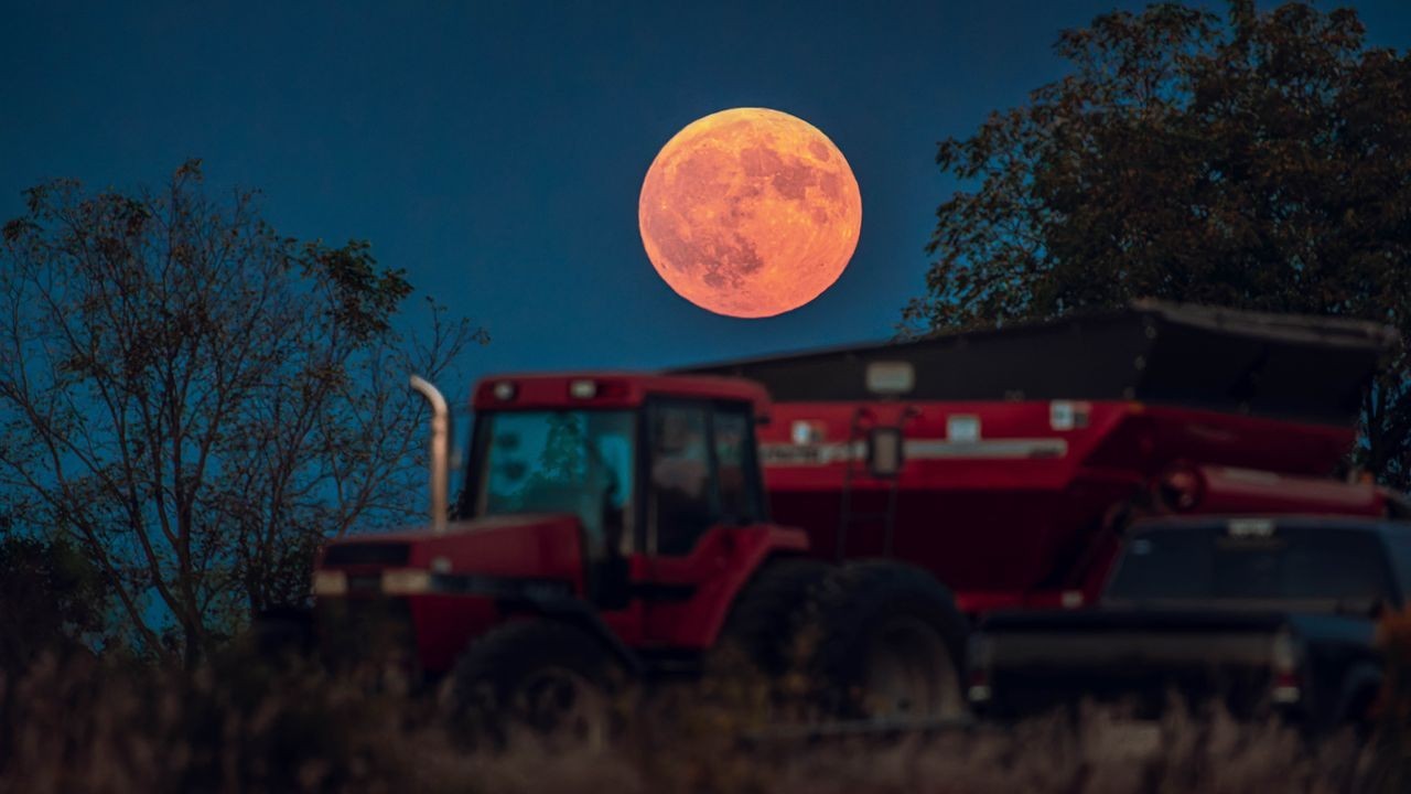 Why 2025's Harvest Moon is a rare October full moon