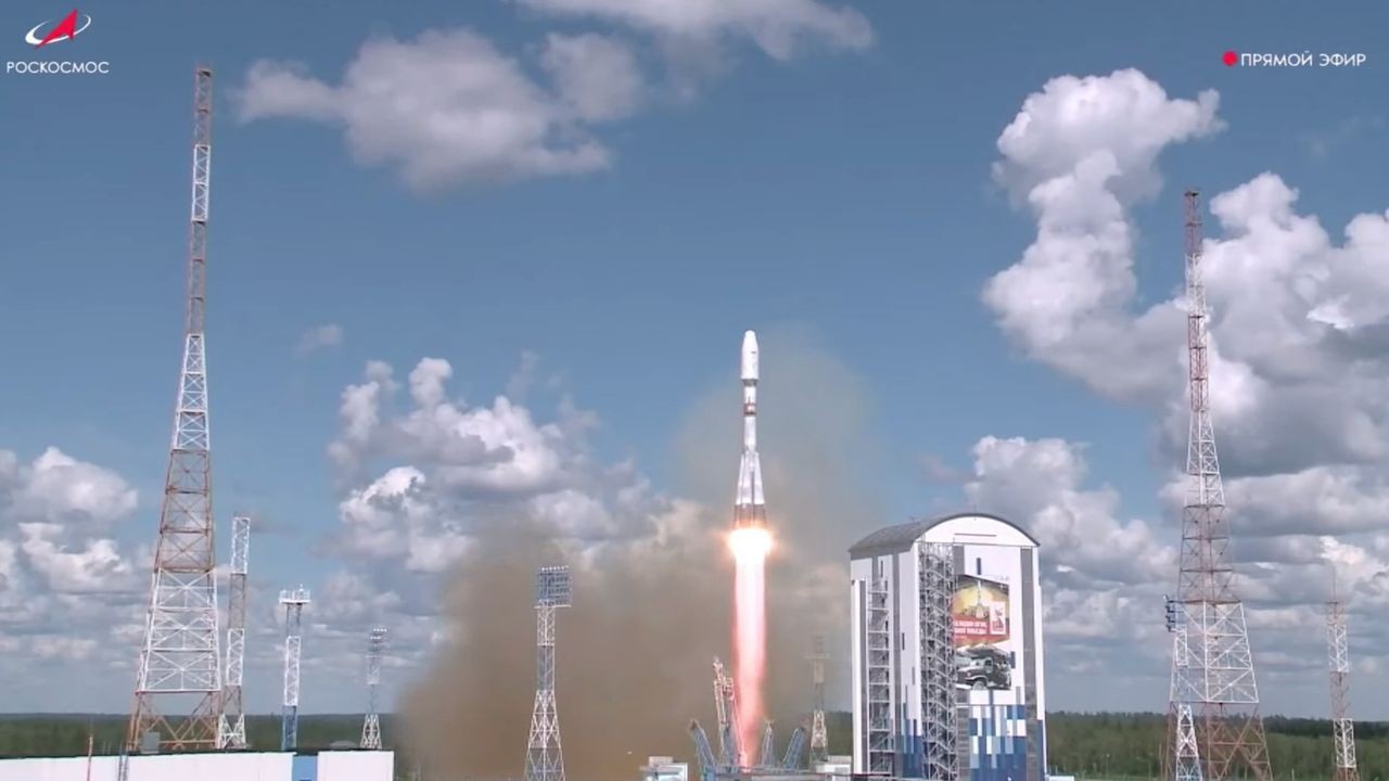 Russia launches satellite for Iran toward orbit alongside 2 space weather probes (photos)