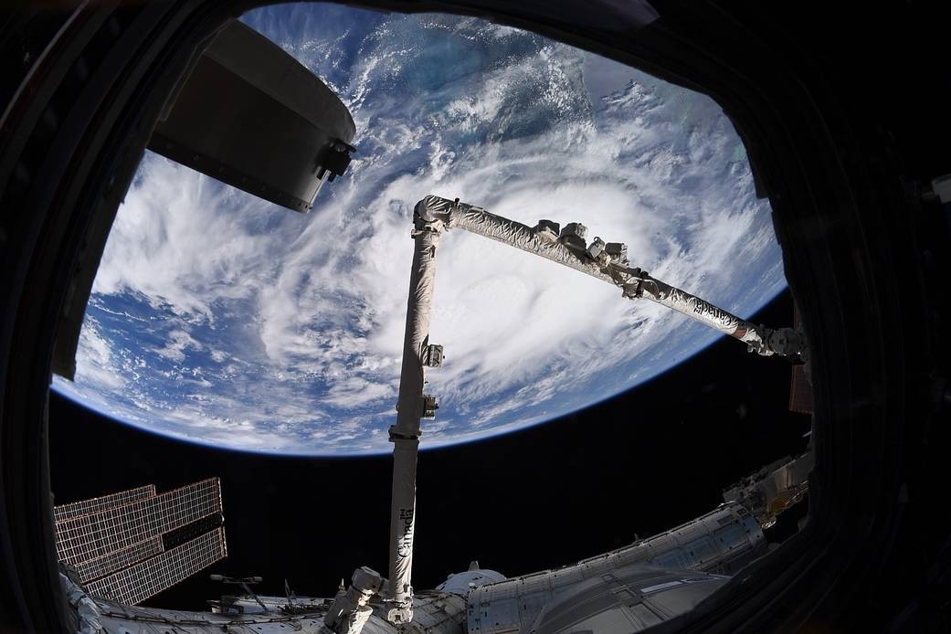 Satellites and astronauts track Tropical Storm Elsa from space (photos)