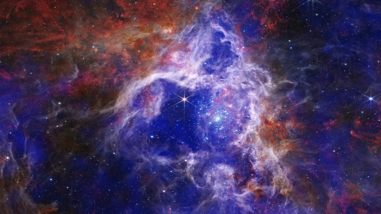 New Tarantula Nebula mosaic captures spectacular star formation