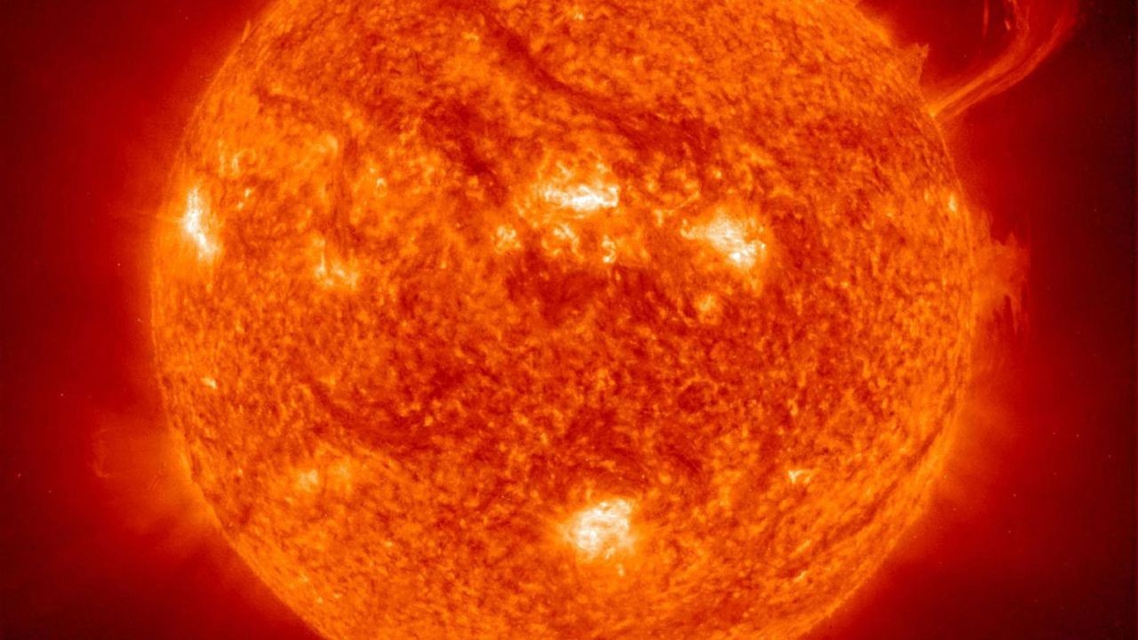 Reining in the sun: Venus, Earth and Jupiter may work together to reduce the risk of extreme solar storms