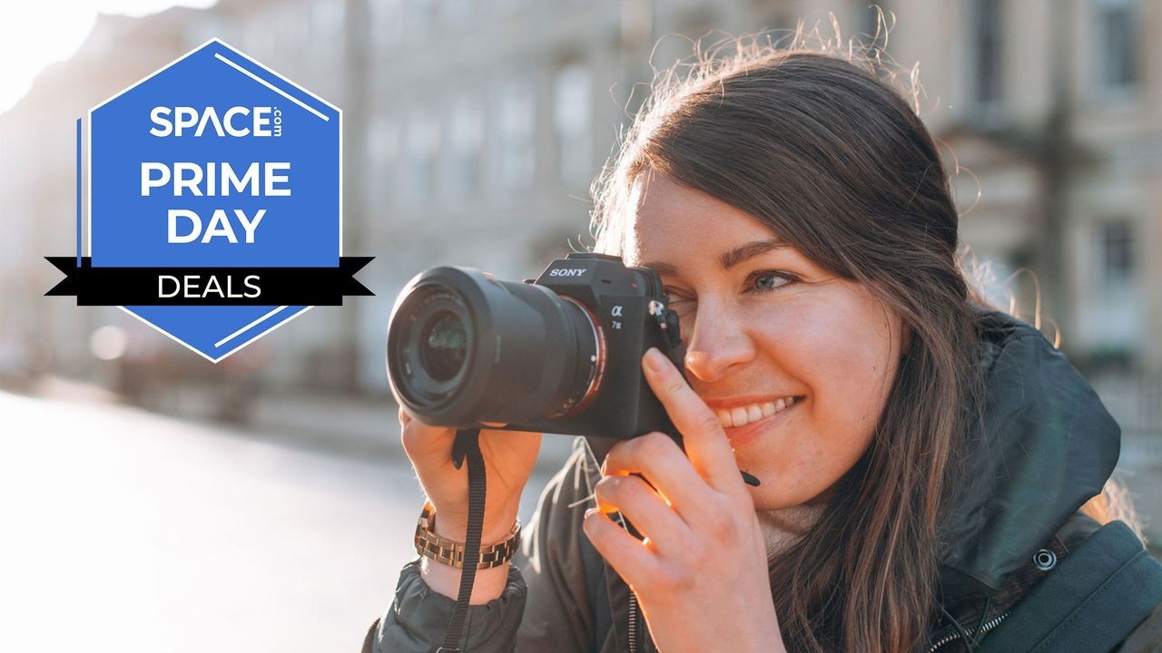 Sony A7 III now $400 off in this limited-time deal — be ready to capture October's full moon