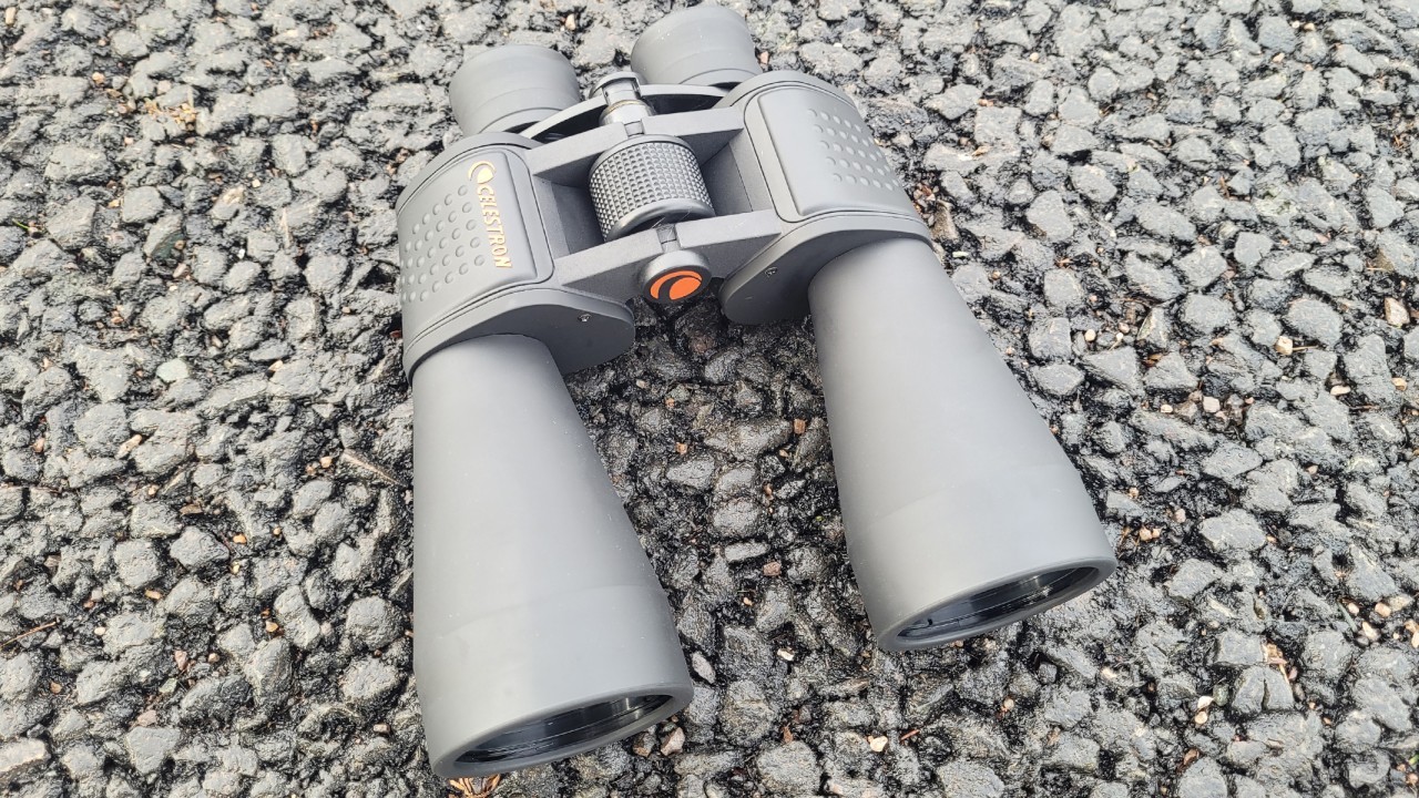 Celestron SkyMaster 12x60 binocular review