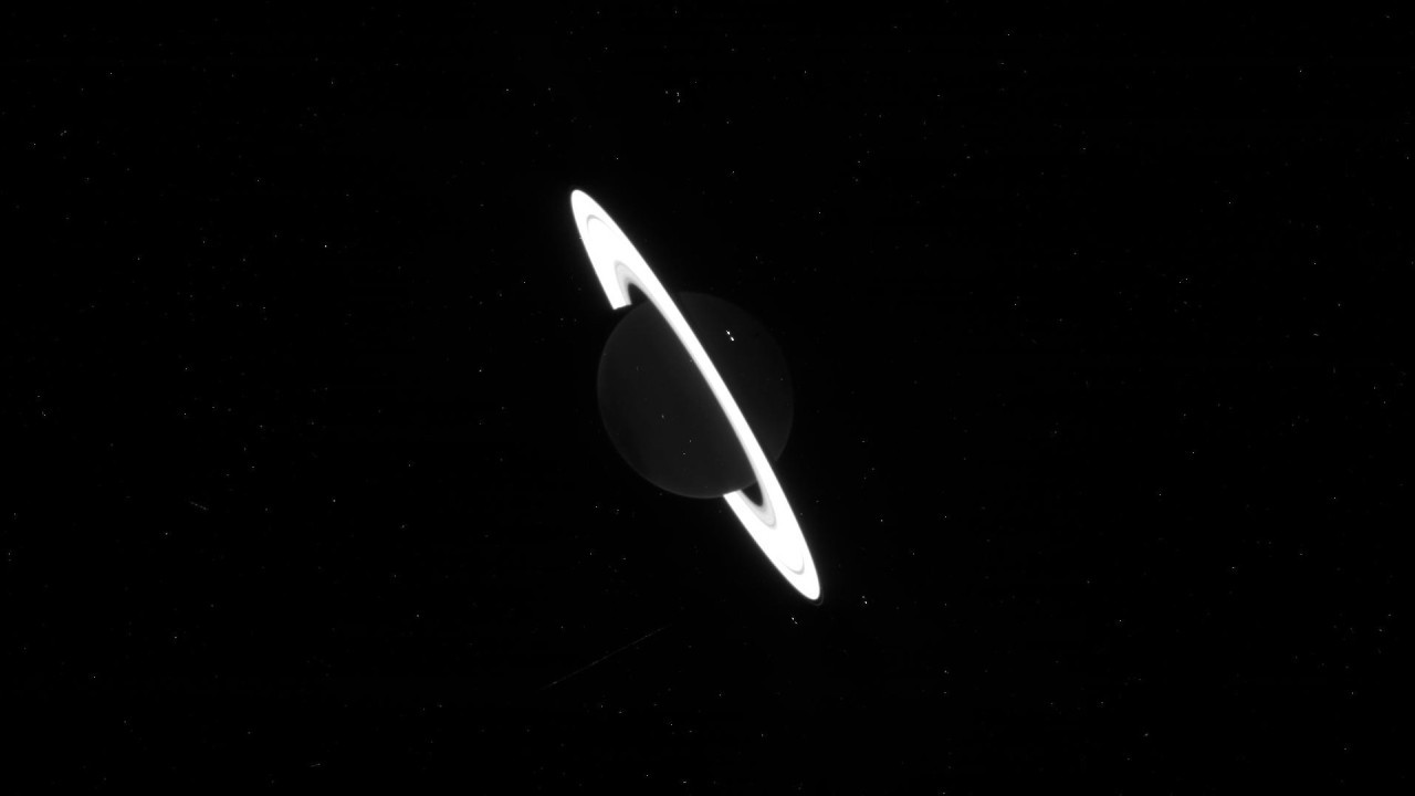 Saturn looks incredible in these raw James Webb Space Telescope images (photos)