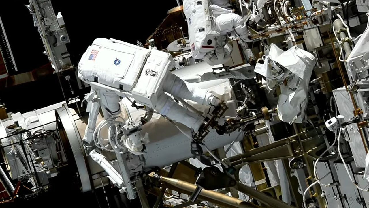 Watch 2 astronauts perform 2nd spacewalk of 2023 on Thursday morning