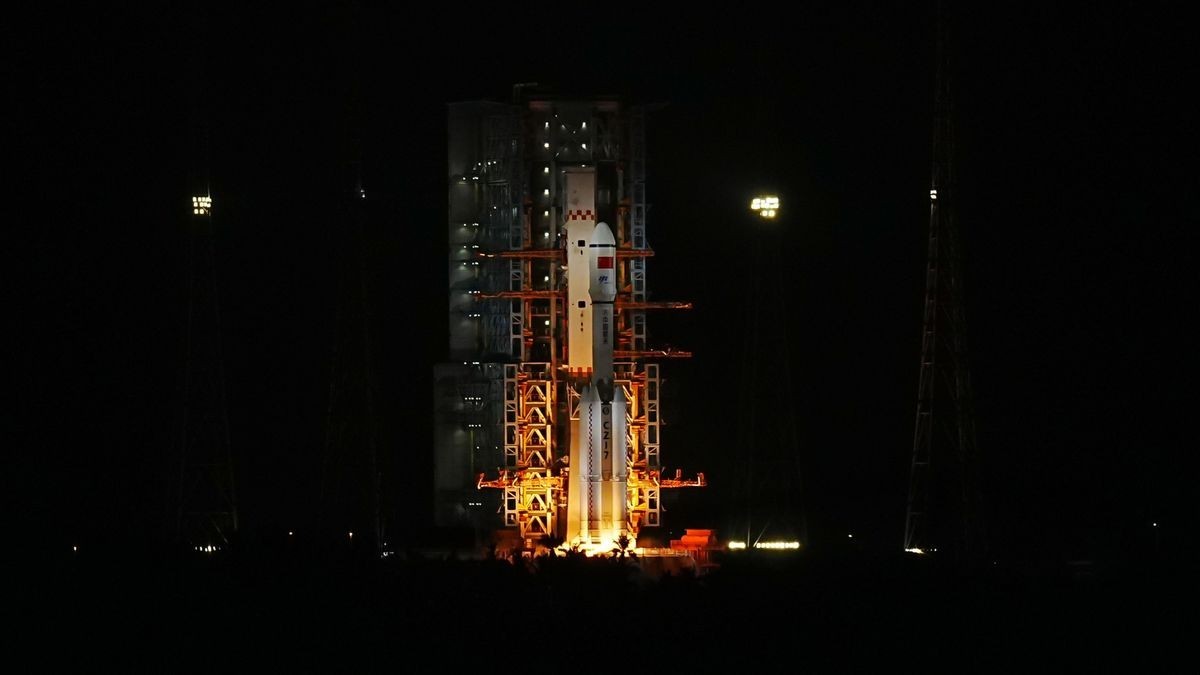 China launches new spacesuits, other supplies to Tiangong space station (video)