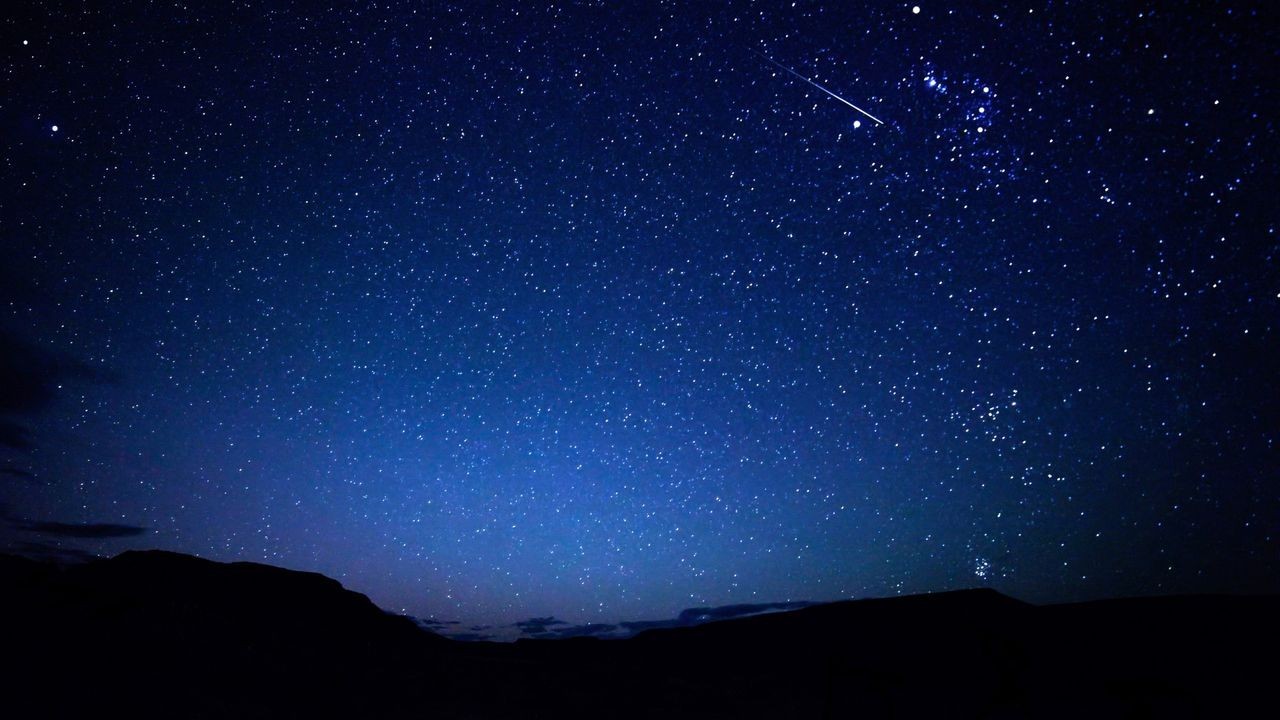 The September Epsilon Perseids meteor shower peaks predawn on Sept. 9.