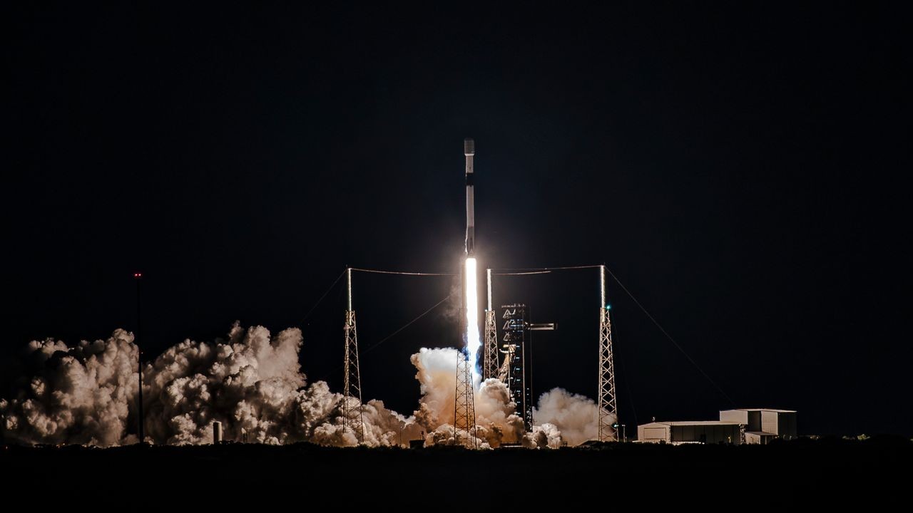 SpaceX launches 29 Starlink satellites to orbit from Florida