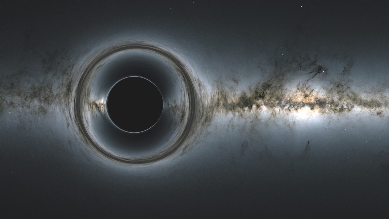 Can we solve the black hole information paradox with 'photon spheres'?