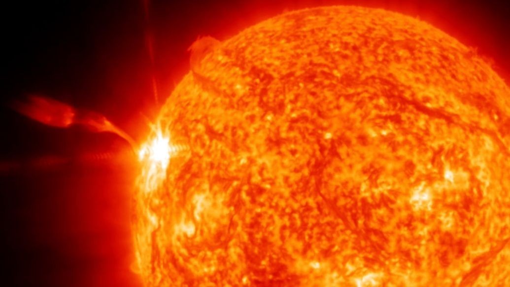 Strongest solar flare of 2025 erupts from sun, sparking radio blackouts across Europe, Asia and the Middle East (video)