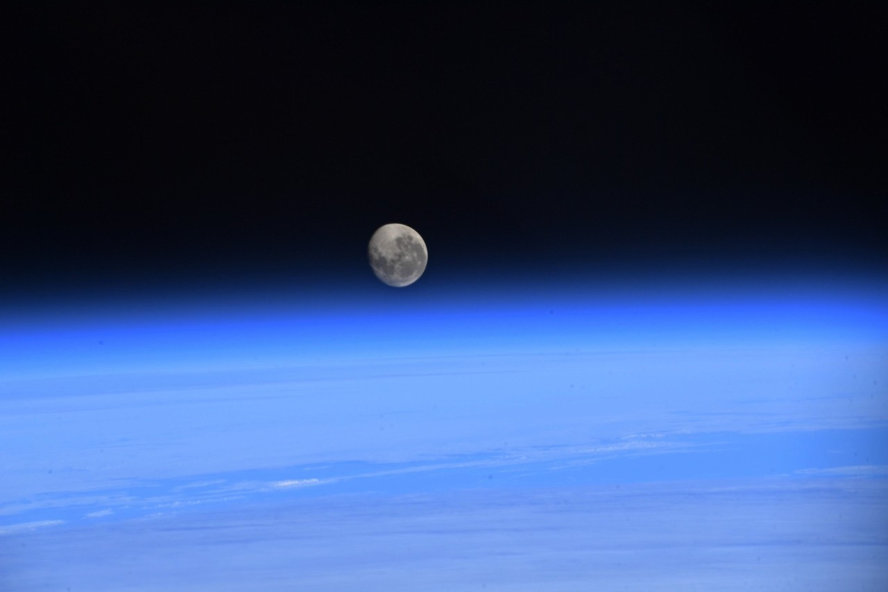 Artemis astronaut Jessica Watkins marvels at the moon from space station (photo)