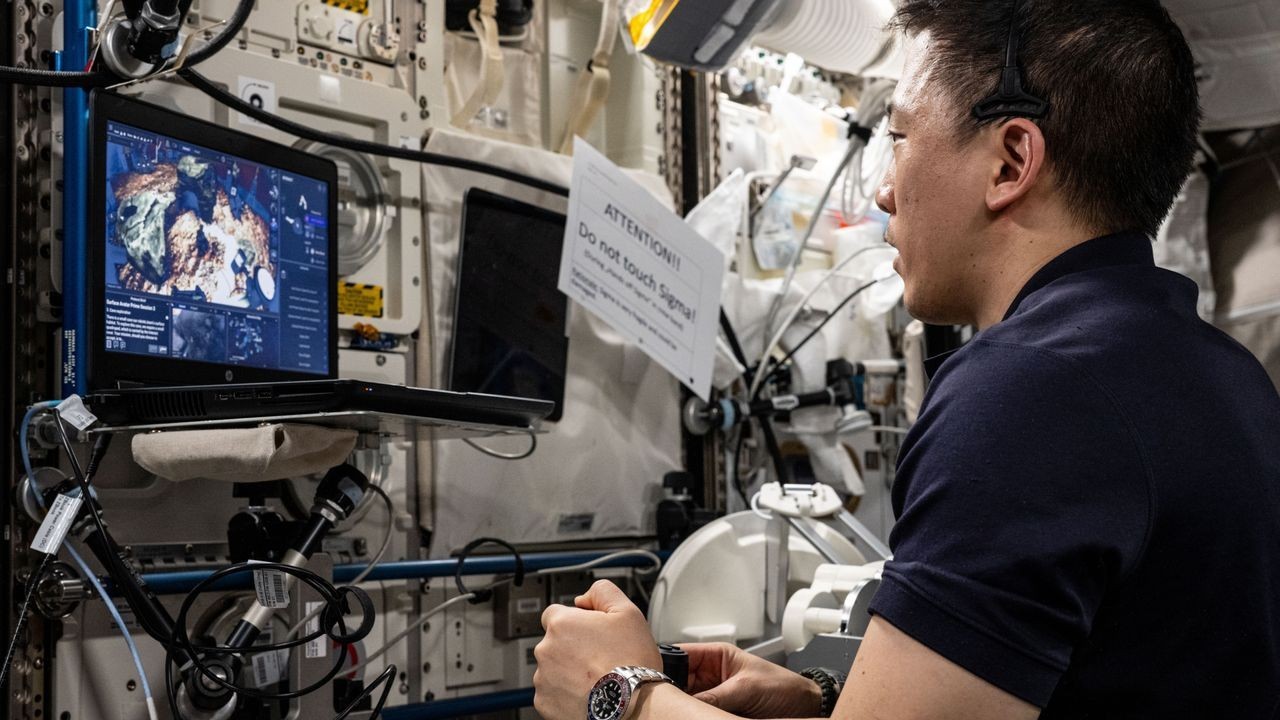 ISS astronaut Jonny Kim says controlling robots on Earth felt like playing video games: 'This demo brought me right back'