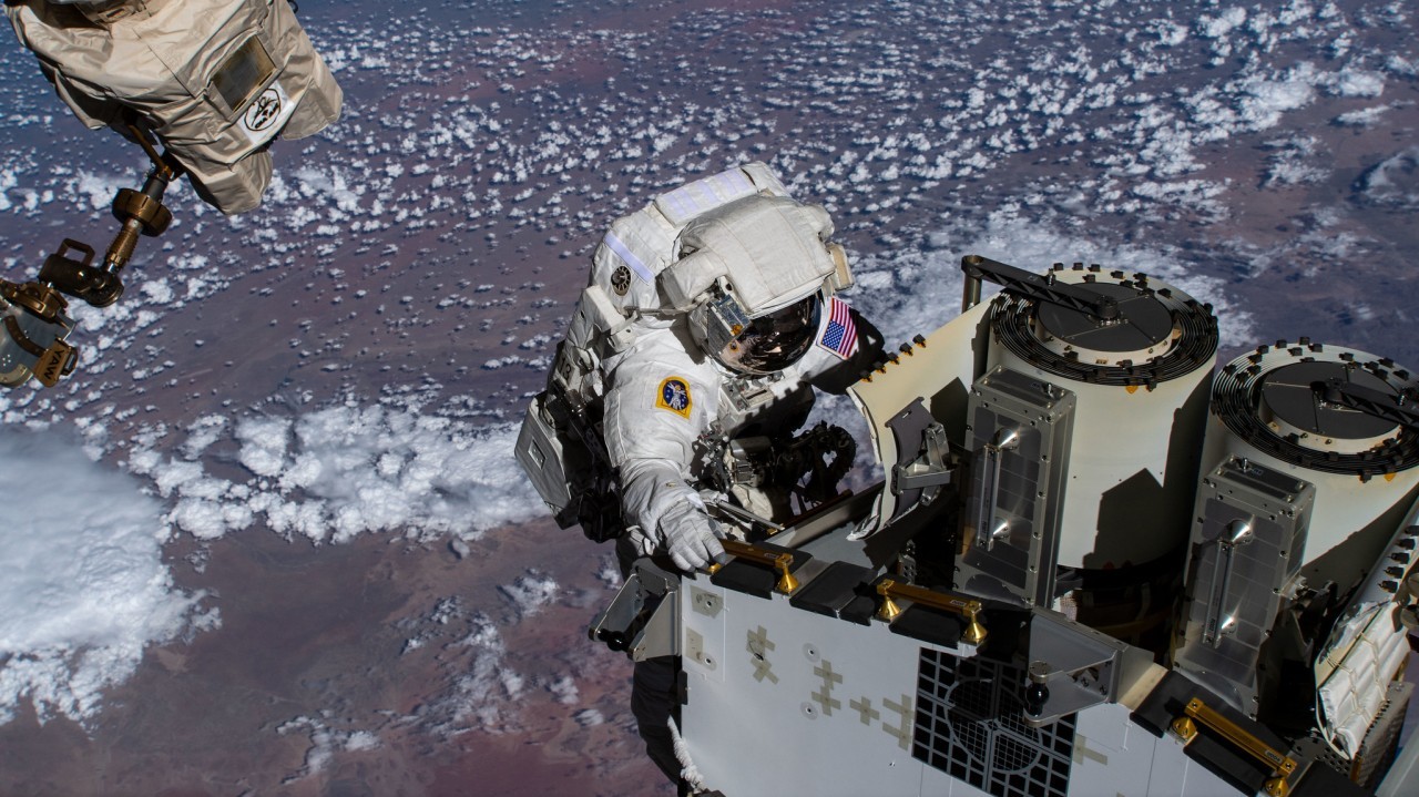 Watch 2 astronauts perform 1st spacewalk of 2023 on Friday